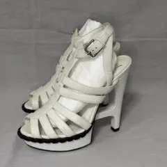 Yves Saint Laurent ヒールサンダル サンダルのサムネイル