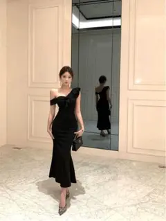 ✨ラスト一点お値下げ✨ ワンショルダー ロングドレス ブラック　前撮り2次会