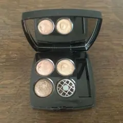 CHANEL レキャトルオンブル　292 ジャルダンエクラタン　アイシャドウ