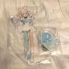 兎田ぺこら アクスタ ファミマ