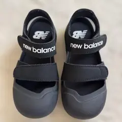 New Balance ブラック サンダル 17cmのサムネイル