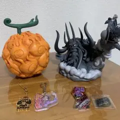 ワンピース　フィギュア　アクリル　キーホルダー　まとめ売りのサムネイル