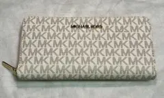 美品 MICHAEL KORS マイケルコース 長財布 バニラ（オフホワイト系）