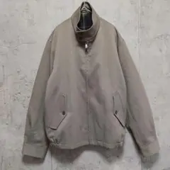 美品　即決価格GU スタンドカラーブルゾン+E 　ライトカーキ M