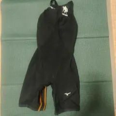 ※値下げしました※布帛水着　140cm ルネサンス　finaマーク　MIZUNOのサムネイル