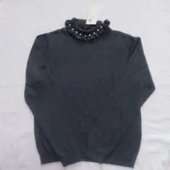 売り切れました☆ パール付きニット  earth music&ecology