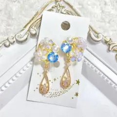 ハンドメイドイヤリング【No.21】痛くない 蝶バネ 花 ガラス ビジュー 綺麗