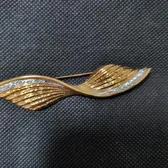 2026年最新】ピエールバルマン ブローチの人気アイテム - メルカリ