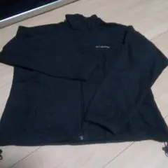 く）Columbia ブラック フリースジャケット