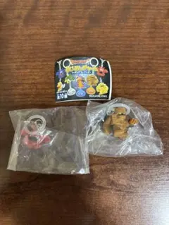 ドラゴンクエスト めじるしチャーム フィギュアコレクション ２個