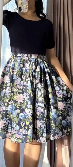 フラワープリント フレアスカート ネイビー