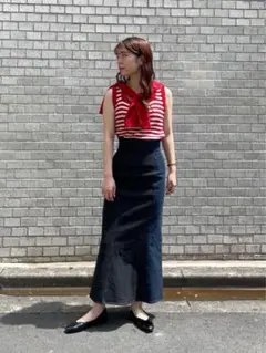 TINA：JOJUN カールヤーンノースリーブニット