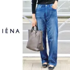 Item thumbnail for item 5689677e-a6bd-4fb6-8fd4-0f93604a05d1