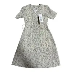 新品未使用✨SIPERLARI 花柄 裏地付き 着痩せおしゃれ ロングワンピース