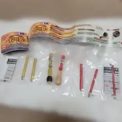 本当に釣れる！？ ダイキャスト製 ミニミニ釣り具マスコット8 2種セット