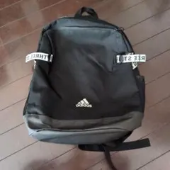 adidas 黒 リュック