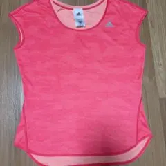 adidas サーモンピンク クルーネック トップス Lサイズ