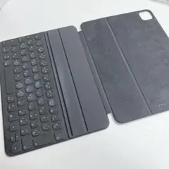 iPad Pro Smart Keyboard Folio 11インチ用のサムネイル