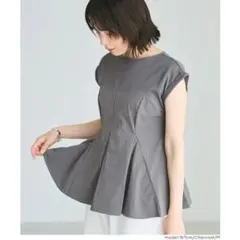 【 美品 】coca 異素材 切り替え ペプラム Tシャツ　グレーのサムネイル