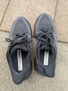 HOKA ONE ONE ホカオネオネ クリフトン6 SIZE26.0cm 黒 - メルカリ