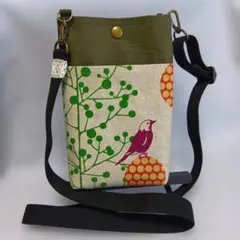 ✿スマホポーチ　鳥柄 エチノ　kokka