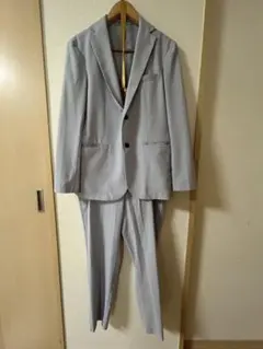 新品　ジーユー　ライトグレー 2ピーススーツ
