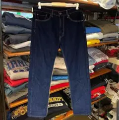 定番 LEVI