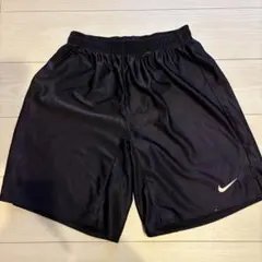 Nike 黒 バスケットボールパンツ　ショートパンツ