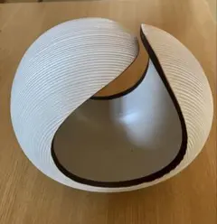 曲線形状 花器　ホワイト