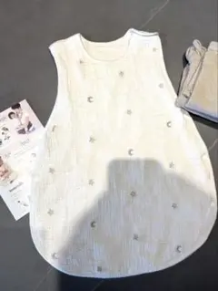 スリーパー70〜80 ゴールド刺繍