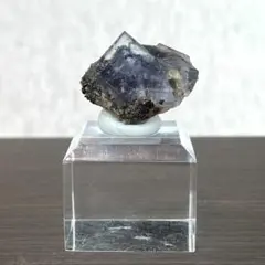 ヤオガンシャン産 フローライト パイライト共生 鉱物標本 ヤオガンシャン産 フローライト(蛍石) ＆水晶の共生標本 8.5g - cute