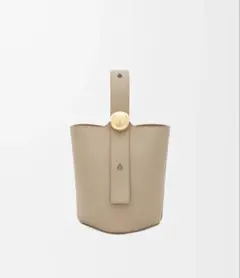 ロエベ LOEWE ぺブル バケットバッグ ミニ（ソフトグレインカーフ）