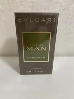 ブルガリ マン ウッド エッセンス オードパルファム　100mlのサムネイル
