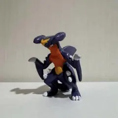 ガブリアス　びっくらたまご　ゆけっ！ポケモン　じめんタイプ