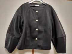 FAVORI ノーカラージャケット ブラック ゴールドボタンのサムネイル