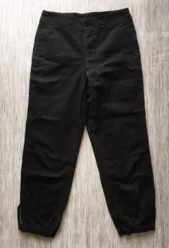 ブラック ワークパンツ