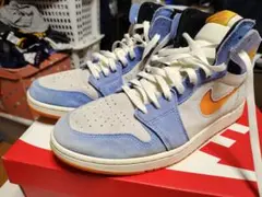 ナイキ　AJ1ZoomComfort　レディースモデルのサムネイル