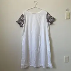 45R 半袖ワンピース ホワイト 刺繍のサムネイル