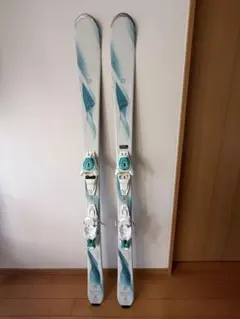 Ryuちゃんさん専用　Salomon Kiana スキー板 151㎝