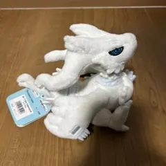 レシラム ぬいぐるみ 新品