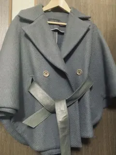 再出品　DES PRES デプレ　ポンチョ　コートのサムネイル
