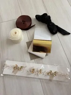 ウェディング ヘッドドレス コーム パール ゴールド　ベロアのサムネイル
