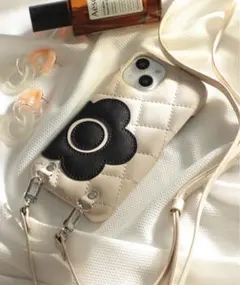 MARY QUANT☆iPhone13•14ケース☆ショルダーベルト付