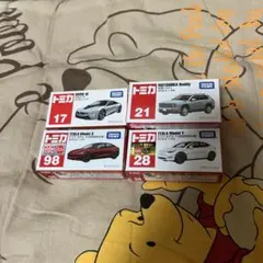 テスラ2台のサムネイル