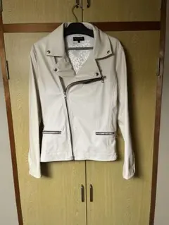 ホワイト ライダースジャケット Black Label