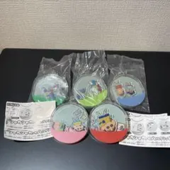 クレヨンしんちゃん　オラたちの恐竜日記　シャカシャカカプセルクリップチャーム