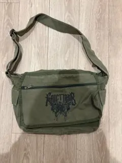 カーキ　ミリタリーショルダーバッグ