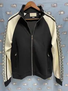 GUCCI グッチ ジップアップ ブルゾン シンプル Lサイズ ブラック