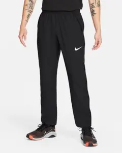 NIKE Dri-Fit ウーブン　トレーニングパンツのサムネイル