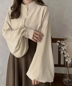 【apres jour clair】袖ボリュームバンドカラーシャツ